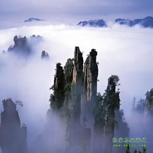 【長(zhǎng)沙往返線路3】：張家界、天子山、黃龍洞、天門(mén)仙山四日游